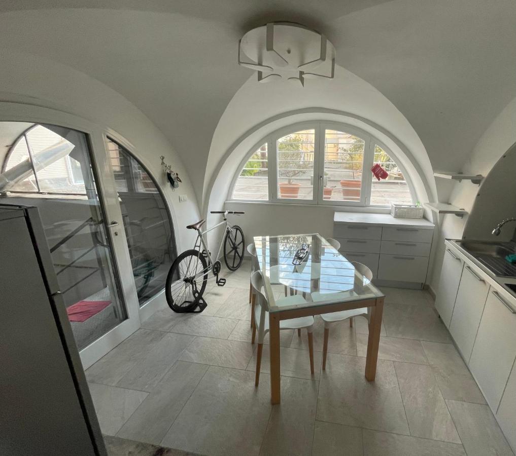 Loft “Cinema Galleria” Appartement Bari Buitenkant foto